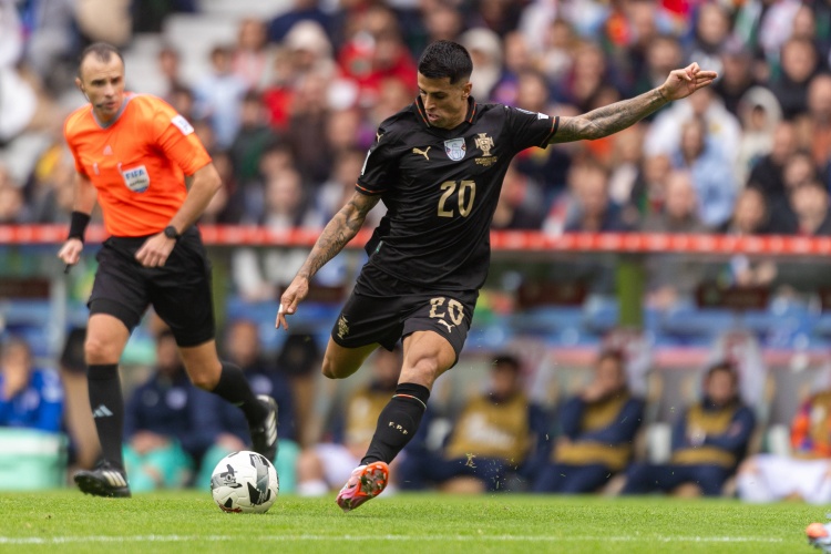 九游app下载-坎塞洛：我们应该是世界杯热门之一，C罗？他当然是我们的一员